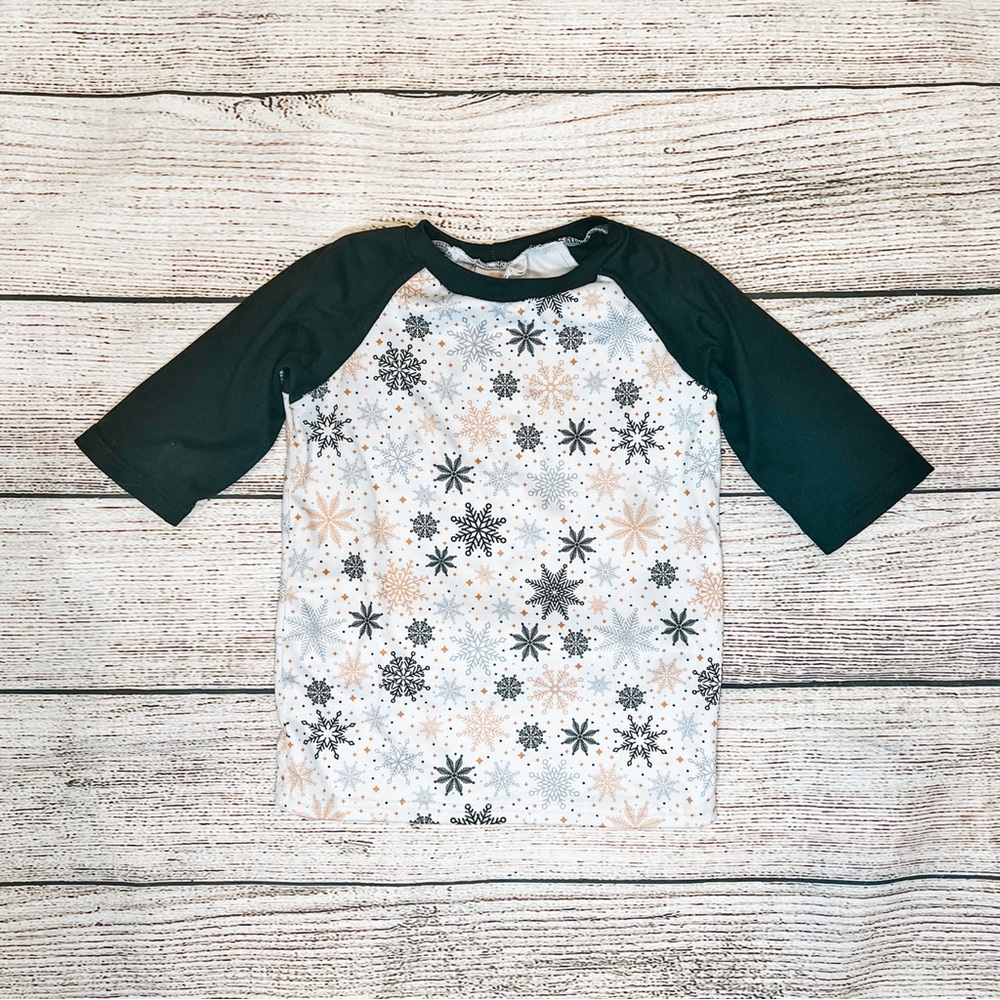 Wren’s Closet Snowflake Raglan Shirt